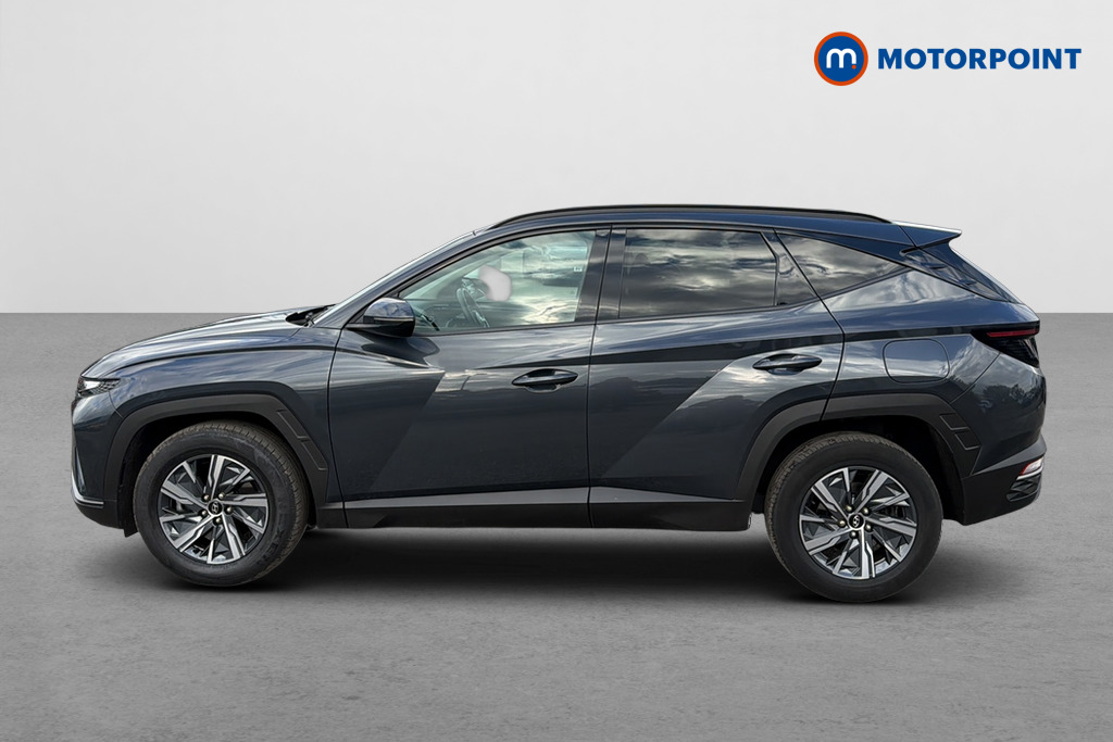 Hyundai Tucson Se Connect Manual Petrol SUV - Stock Number (1688004) - Drivers side