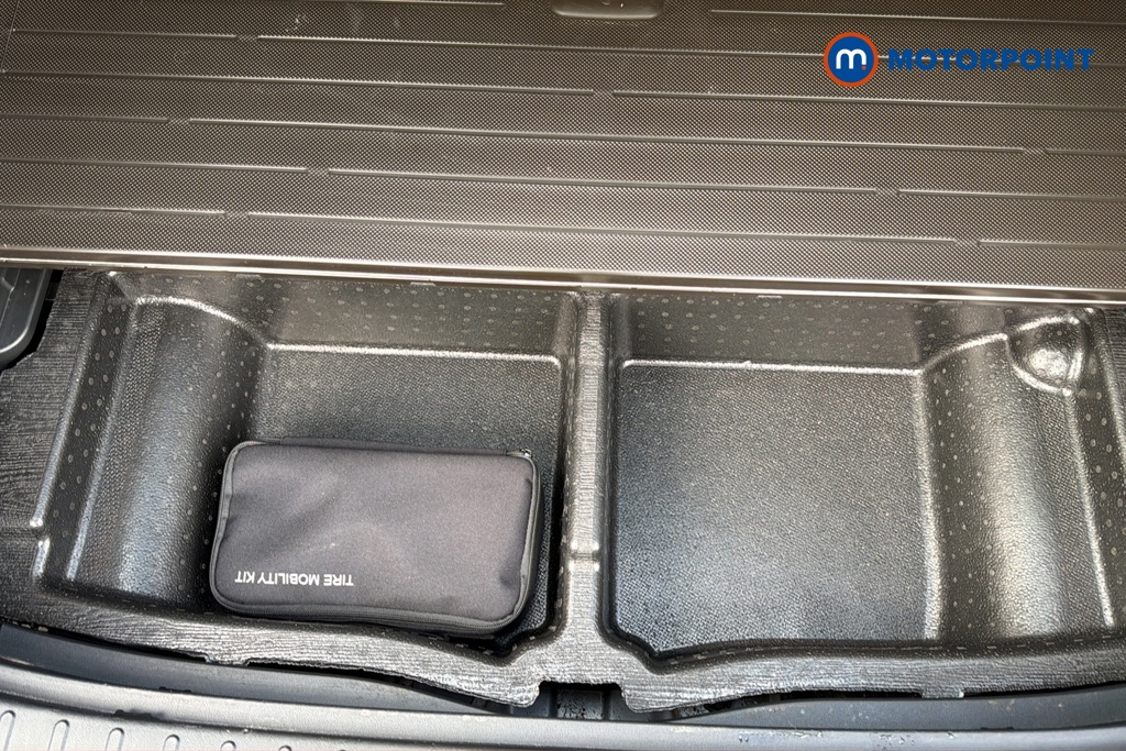 Hyundai Tucson Se Connect Manual Petrol SUV - Stock Number (1688004) - 33rd supplementary image