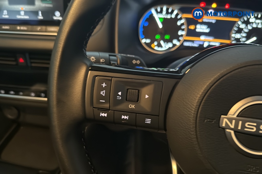 Nissan Qashqai Acenta Premium Automatic Petrol-Electric Hybrid SUV - Stock Number (1688150) - 4th supplementary image