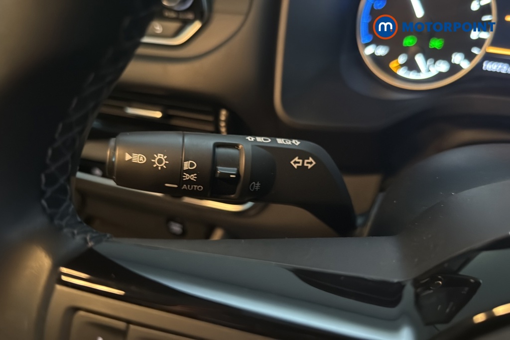 Nissan Qashqai Acenta Premium Automatic Petrol-Electric Hybrid SUV - Stock Number (1688150) - 5th supplementary image