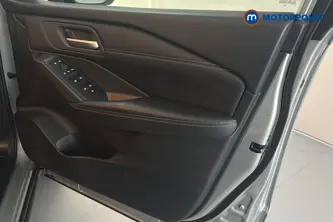 Nissan Qashqai Acenta Premium Automatic Petrol-Electric Hybrid SUV - Stock Number (1688150) - 18th supplementary image
