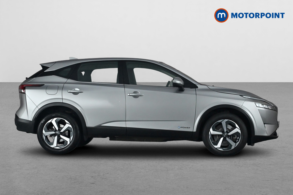 Nissan Qashqai Acenta Premium Automatic Petrol-Electric Hybrid SUV - Stock Number (1688150) - Passenger side
