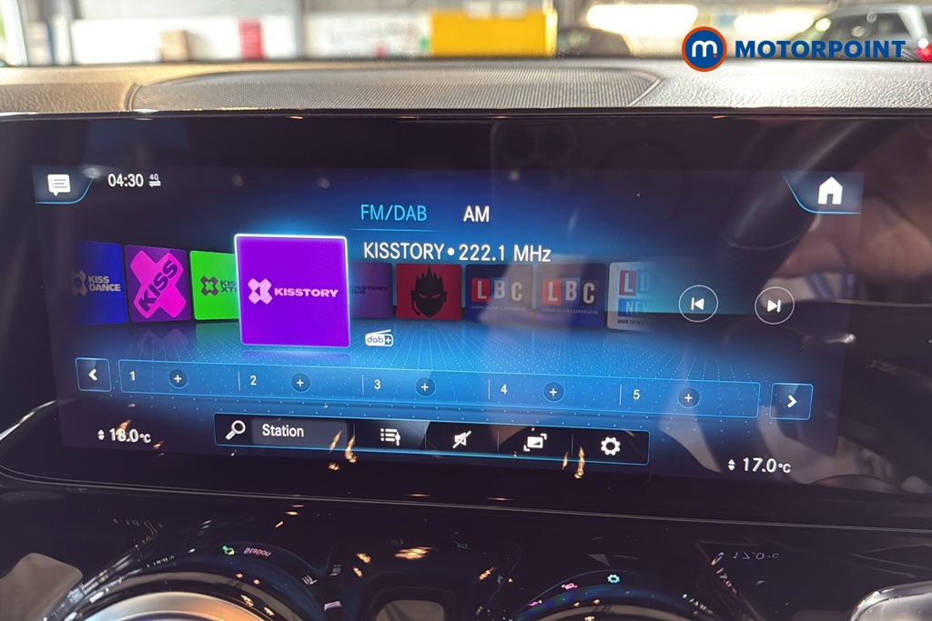 Mercedes-Benz GLB Amg Line Automatic Petrol SUV - Stock Number (1688479) - 8th supplementary image