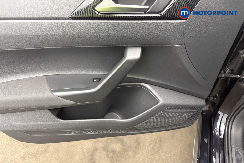 Volkswagen Taigo Life Manual Petrol SUV - Stock Number (1688870) - 6th supplementary image