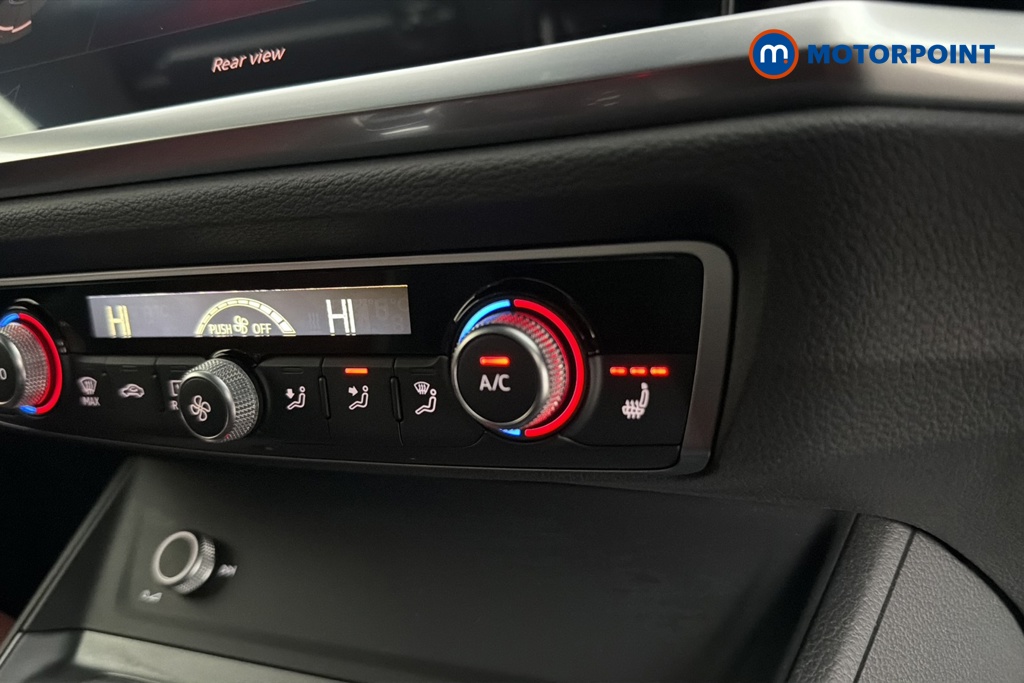 Audi Q3 S Line Automatic Petrol SUV - Stock Number (1688899) - 14th supplementary image