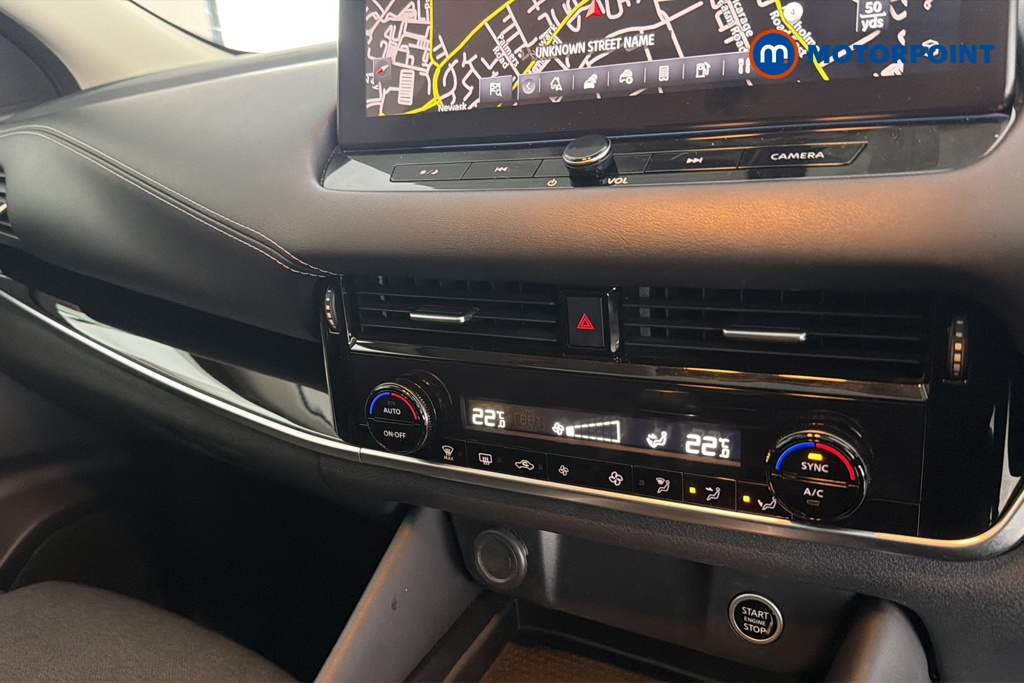 Nissan Qashqai N-Connecta Manual Petrol SUV - Stock Number (1689139) - 12th supplementary image