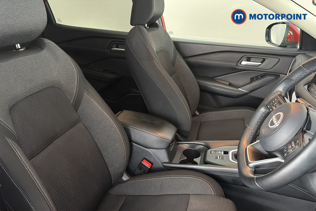 Nissan Qashqai N-Connecta Manual Petrol SUV - Stock Number (1689139) - 22nd supplementary image