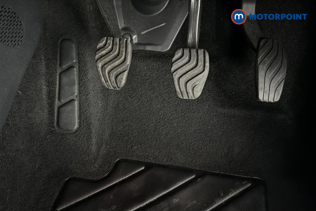 Nissan Qashqai N-Connecta Manual Petrol SUV - Stock Number (1689139) - 24th supplementary image