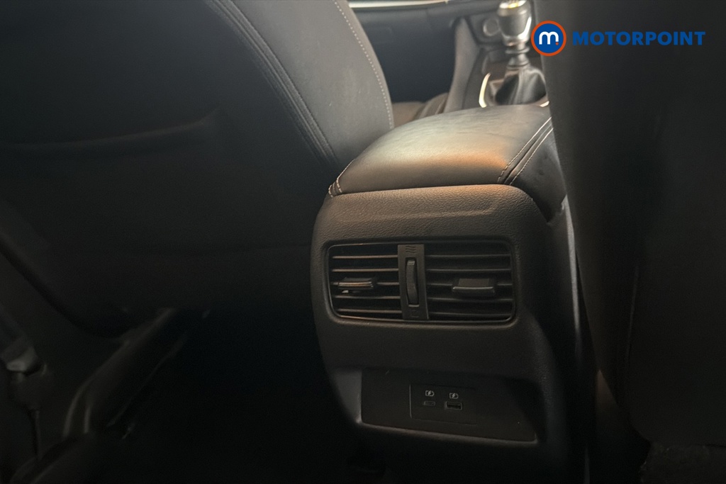 Nissan Qashqai N-Connecta Manual Petrol SUV - Stock Number (1689139) - 28th supplementary image