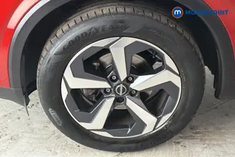 Nissan Qashqai N-Connecta Manual Petrol SUV - Stock Number (1689139) - 44th supplementary image