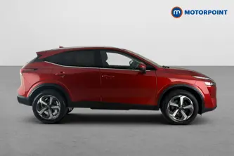 Nissan Qashqai N-Connecta Manual Petrol SUV - Stock Number (1689139) - Passenger side