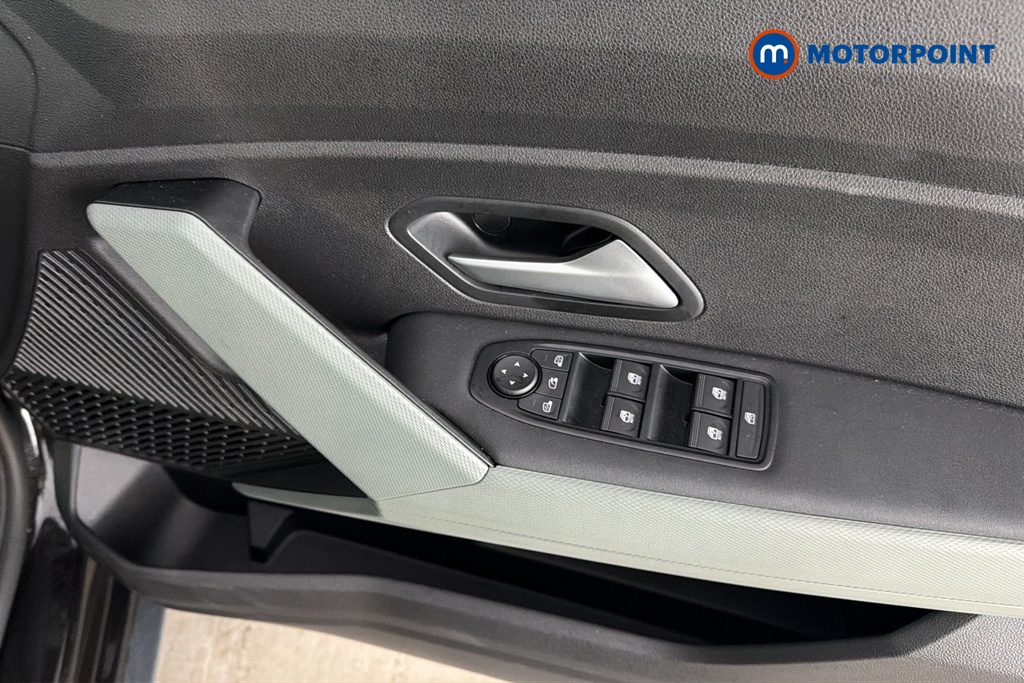 Dacia Duster Extreme Manual Petrol SUV - Stock Number (1689496) - 19th supplementary image