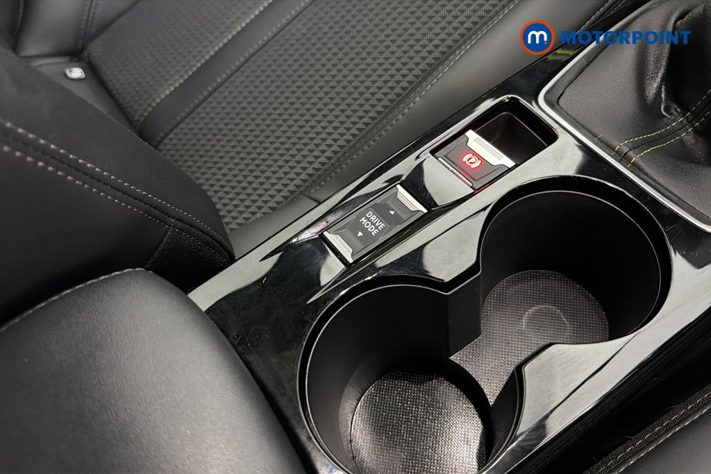 Peugeot 2008 GT Manual Petrol SUV - Stock Number (1689604) - 16th supplementary image