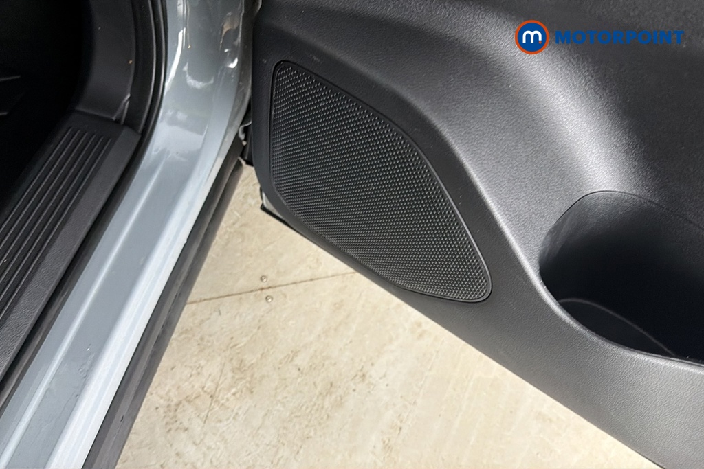 Nissan Qashqai N-Connecta Manual Petrol SUV - Stock Number (1689804) - 21st supplementary image