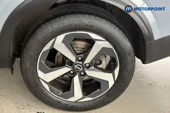 Nissan Qashqai N-Connecta Manual Petrol SUV - Stock Number (1689804) - 45th supplementary image