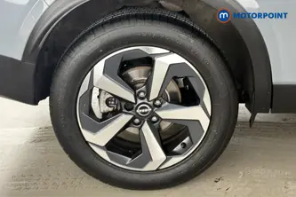 Nissan Qashqai N-Connecta Manual Petrol SUV - Stock Number (1689804) - 46th supplementary image