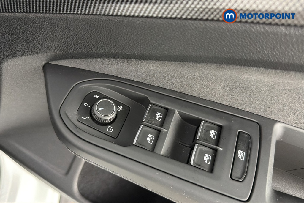 Volkswagen Golf GTI Automatic Petrol Hatchback - Stock Number (1690031) - 19th supplementary image
