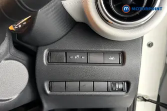 Nissan Juke Premiere Edition Automatic Petrol-Electric Hybrid SUV - Stock Number (1690259) - 11th supplementary image