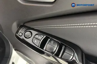Nissan Juke Premiere Edition Automatic Petrol-Electric Hybrid SUV - Stock Number (1690259) - 19th supplementary image
