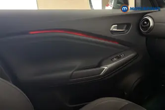Nissan Juke N-Connecta Manual Petrol SUV - Stock Number (1690283) - 10th supplementary image