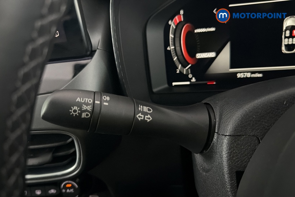 Nissan Juke N-Connecta Manual Petrol SUV - Stock Number (1690283) - 11th supplementary image