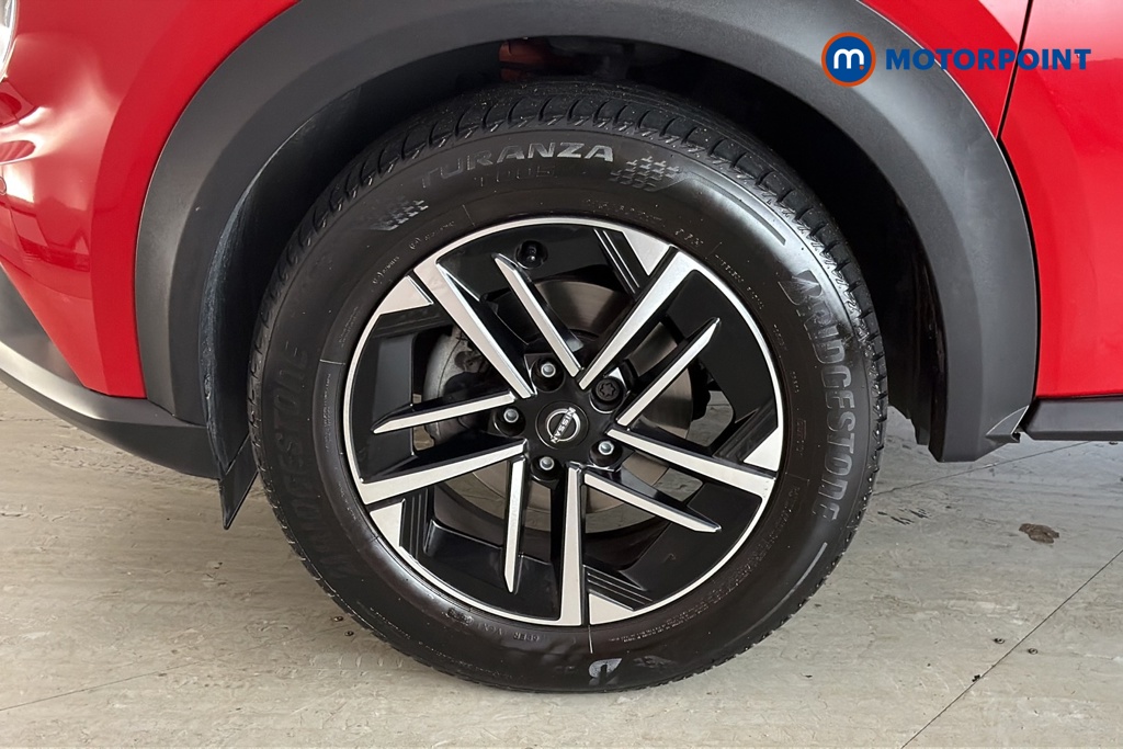 Nissan Juke N-Connecta Manual Petrol SUV - Stock Number (1690283) - 44th supplementary image