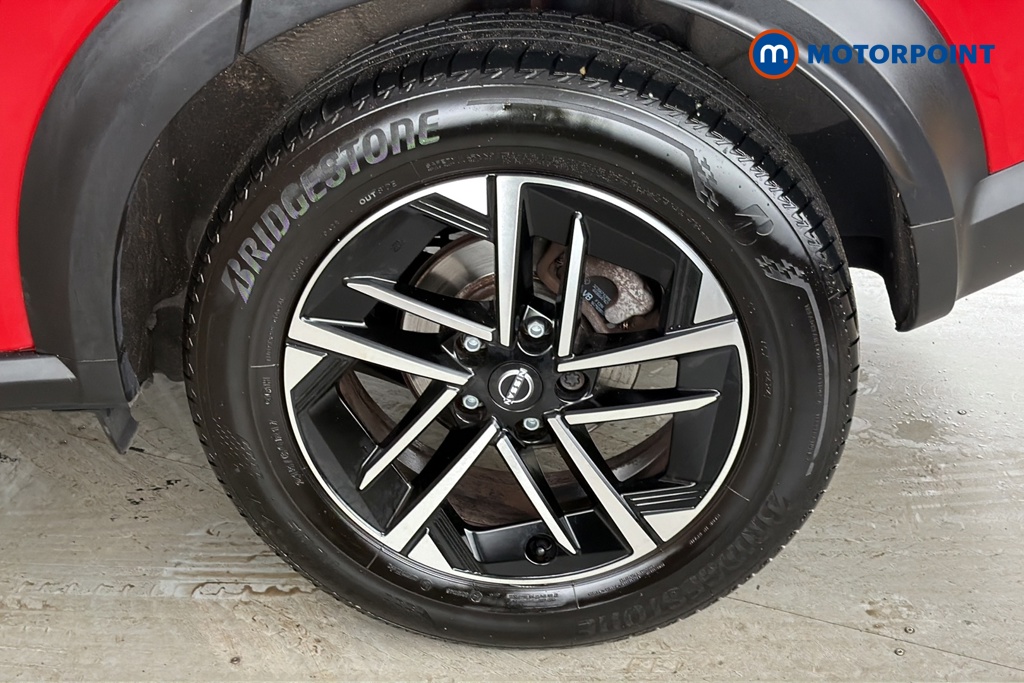 Nissan Juke N-Connecta Manual Petrol SUV - Stock Number (1690283) - 45th supplementary image