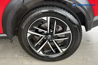 Nissan Juke N-Connecta Manual Petrol SUV - Stock Number (1690283) - 45th supplementary image