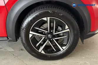 Nissan Juke N-Connecta Manual Petrol SUV - Stock Number (1690283) - 47th supplementary image