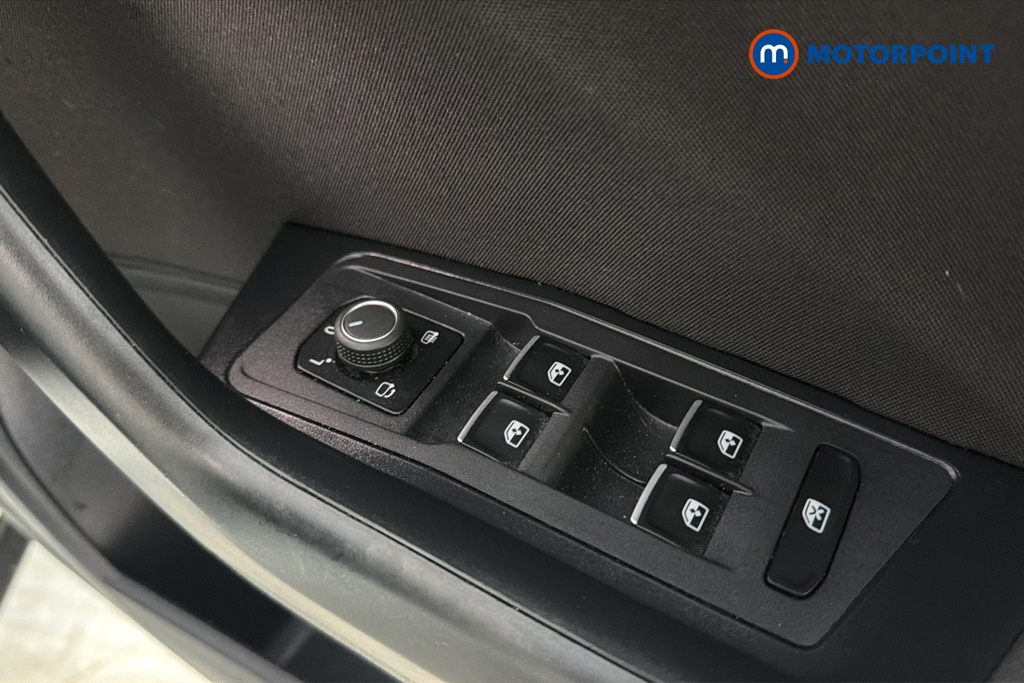 Volkswagen T-Roc Design Automatic Petrol SUV - Stock Number (1690290) - 19th supplementary image