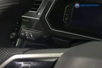 Volkswagen Tiguan R-Line Automatic Petrol SUV - Stock Number (1690575) - 5th supplementary image