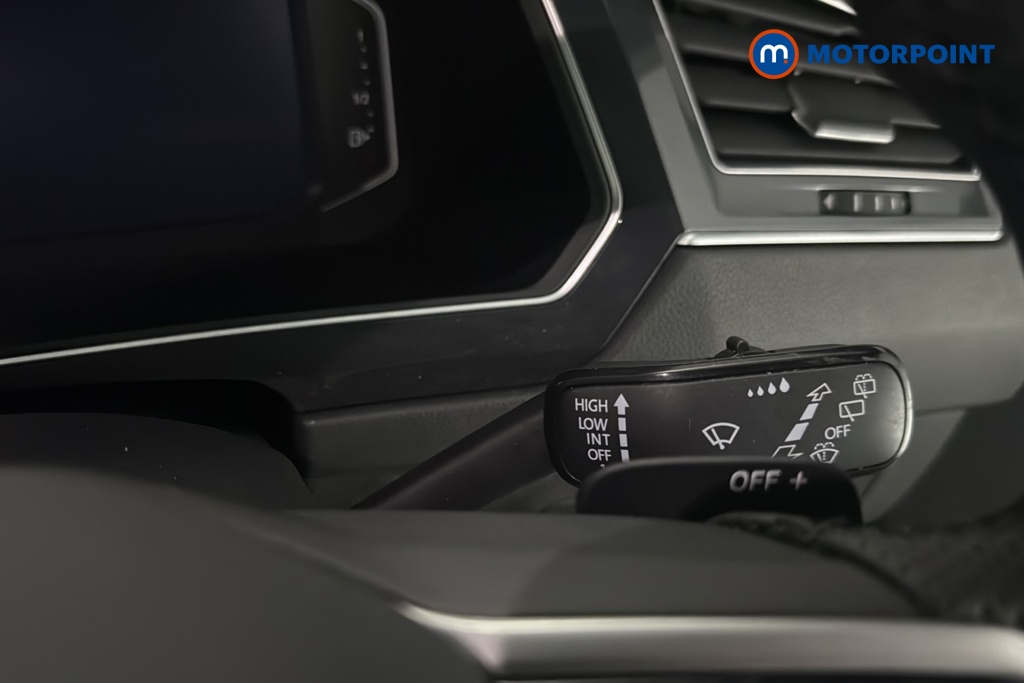 Volkswagen Tiguan R-Line Automatic Petrol SUV - Stock Number (1690575) - 6th supplementary image