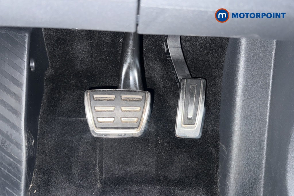 Volkswagen Tiguan R-Line Automatic Petrol SUV - Stock Number (1690575) - 24th supplementary image