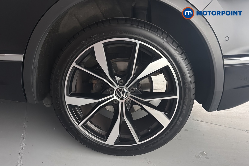 Volkswagen Tiguan R-Line Automatic Petrol SUV - Stock Number (1690575) - 45th supplementary image