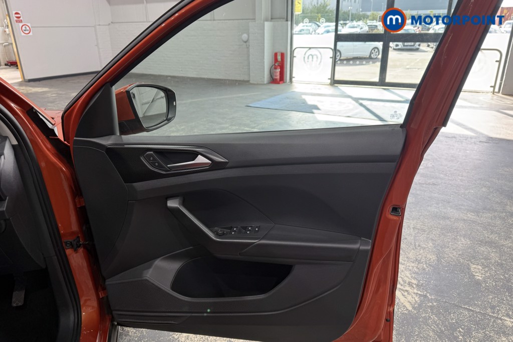Volkswagen T-Cross SE Manual Petrol SUV - Stock Number (1588140) - 18th supplementary image
