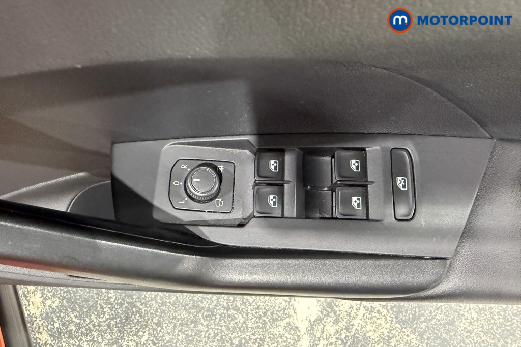 Volkswagen T-Cross SE Manual Petrol SUV - Stock Number (1588140) - 19th supplementary image