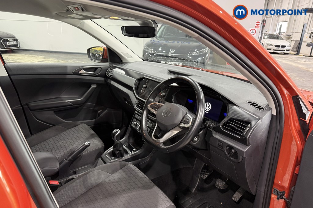 Volkswagen T-Cross SE Manual Petrol SUV - Stock Number (1588140) - 1st supplementary image