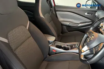 Nissan Juke N-Connecta Automatic Petrol SUV - Stock Number (1676095) - 22nd supplementary image