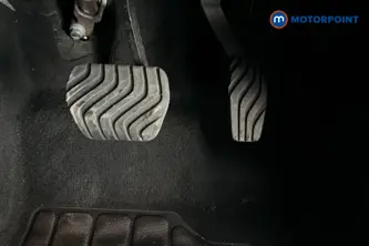 Nissan Juke N-Connecta Automatic Petrol SUV - Stock Number (1676095) - 24th supplementary image