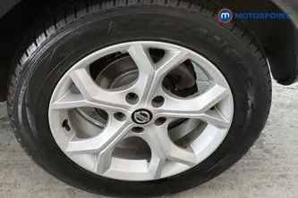 Nissan Juke N-Connecta Automatic Petrol SUV - Stock Number (1676095) - 45th supplementary image