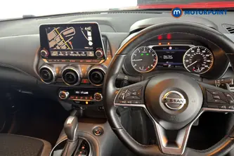 Nissan Juke N-Connecta Automatic Petrol SUV - Stock Number (1676095) - 1st supplementary image