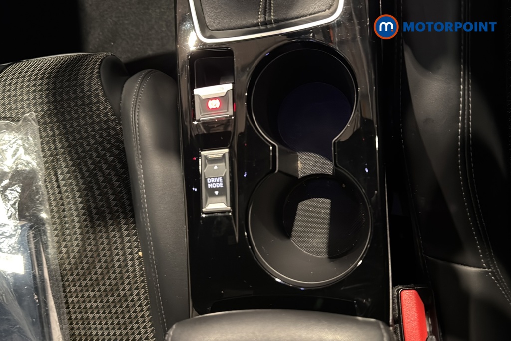 Peugeot 2008 GT Manual Petrol SUV - Stock Number (1680348) - 16th supplementary image