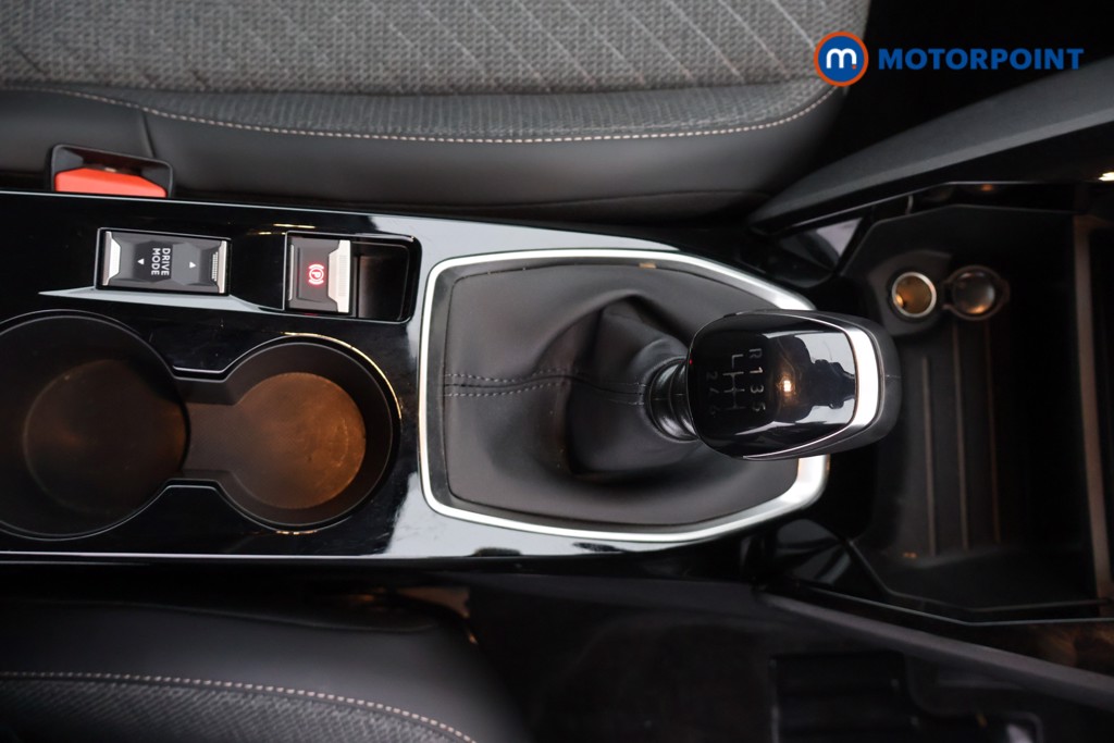 Peugeot 208 Allure Manual Petrol Hatchback - Stock Number (1680452) - 14th supplementary image