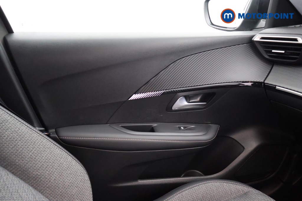 Peugeot 208 Allure Manual Petrol Hatchback - Stock Number (1680452) - 17th supplementary image