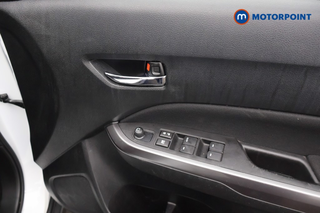 Suzuki Vitara Sz-T Manual Petrol SUV - Stock Number (1680714) - 20th supplementary image