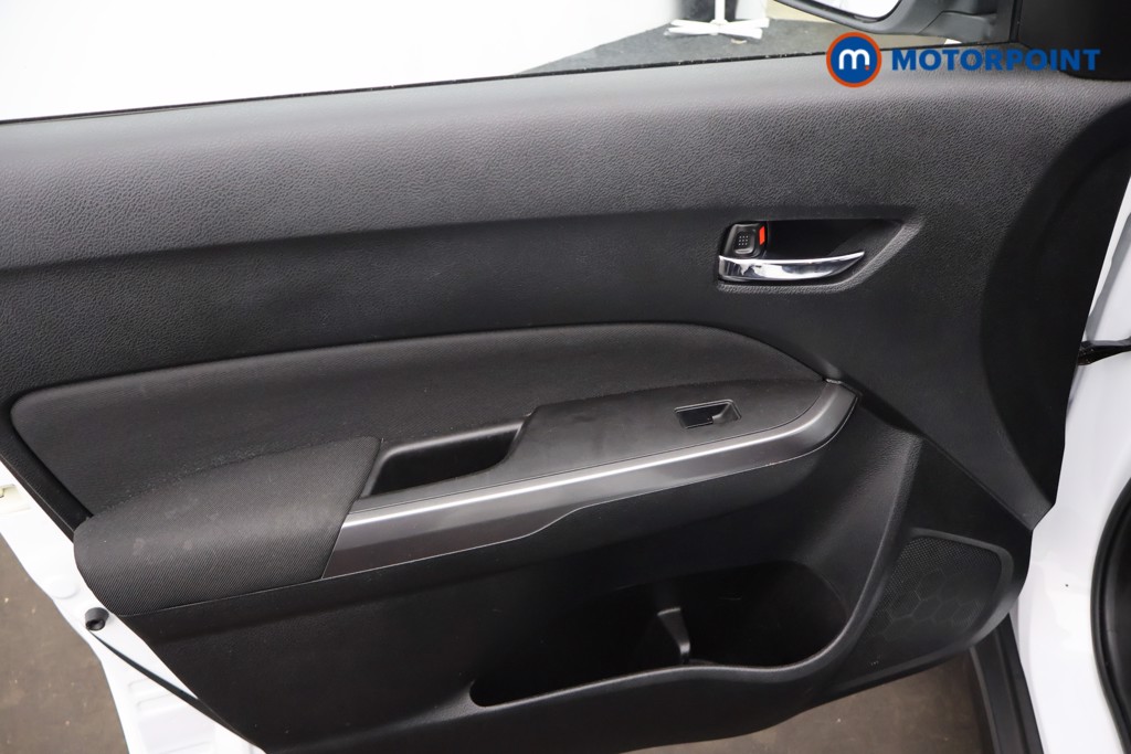 Suzuki Vitara Sz-T Manual Petrol SUV - Stock Number (1680714) - 29th supplementary image