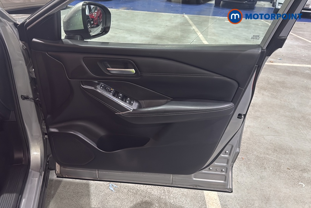 Nissan Qashqai N-Connecta Automatic Petrol-Electric Hybrid SUV - Stock Number (1681538) - 18th supplementary image