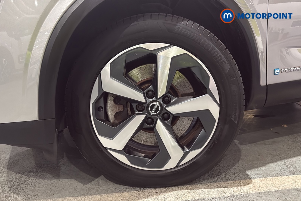 Nissan Qashqai N-Connecta Automatic Petrol-Electric Hybrid SUV - Stock Number (1681538) - 44th supplementary image