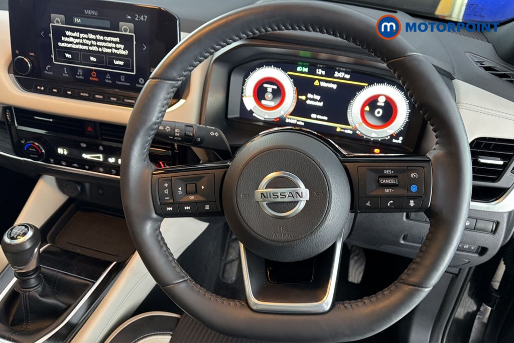 Nissan Qashqai Tekna Manual Petrol SUV - Stock Number (1682532) - 2nd supplementary image