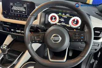 Nissan Qashqai Tekna Manual Petrol SUV - Stock Number (1682532) - 2nd supplementary image